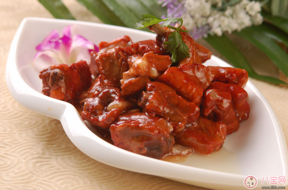 自然豐胸有方法 學(xué)會(huì)這些也是大胸妹 自然豐胸有方法 學(xué)會(huì)這些也是大胸妹