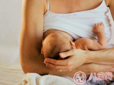 夏季母乳喂養(yǎng)的方法 母乳喂養(yǎng)的常見問題