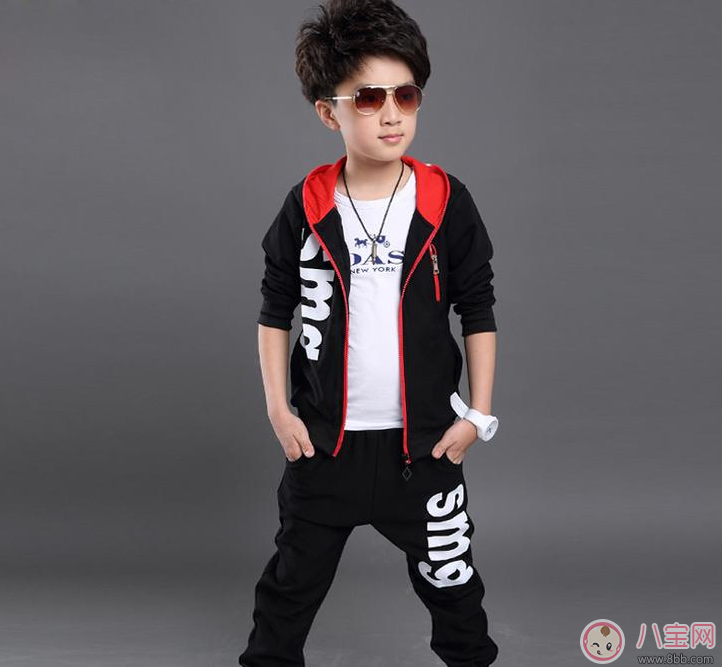 秋季常變天怕寶寶著涼怎么辦 一件外套解決你所有煩惱 秋季常變天怕寶寶著涼怎么辦 一件外套解決你所有煩惱