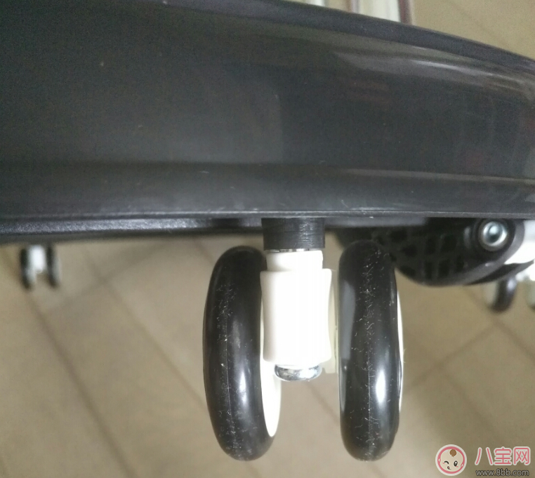 孩子學走路學步機怎么選 7-18月嬰兒學步車試用測評