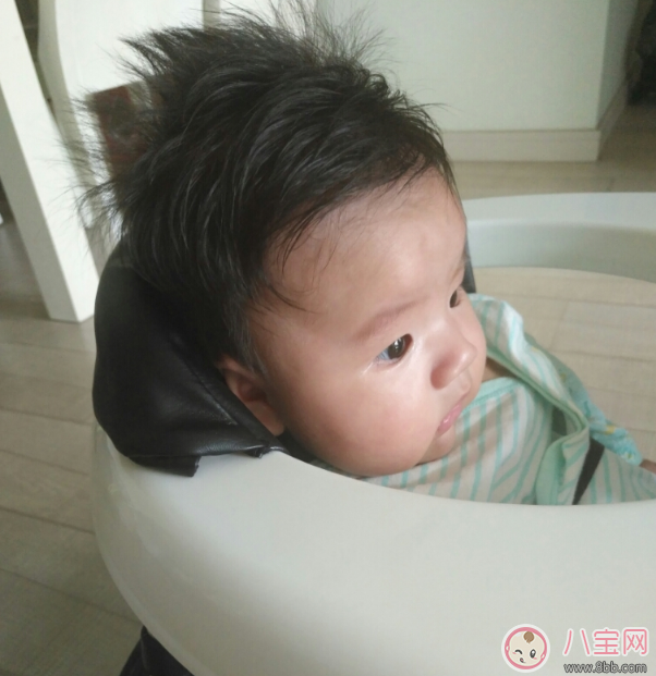 孩子學走路學步機怎么選 7-18月嬰兒學步車試用測評