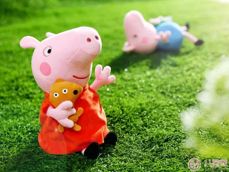 緩解寶寶入園焦慮 小豬佩奇玩偶安撫寶寶作用大