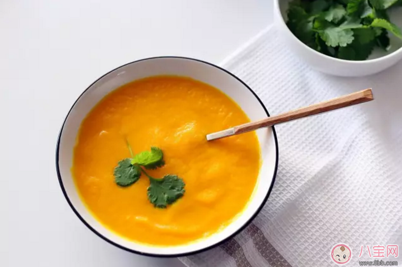 補(bǔ)充葉酸又能預(yù)防孕期便秘 干了這碗橙香胡蘿卜濃湯