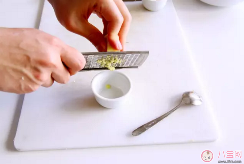 補(bǔ)充葉酸又能預(yù)防孕期便秘 干了這碗橙香胡蘿卜濃湯