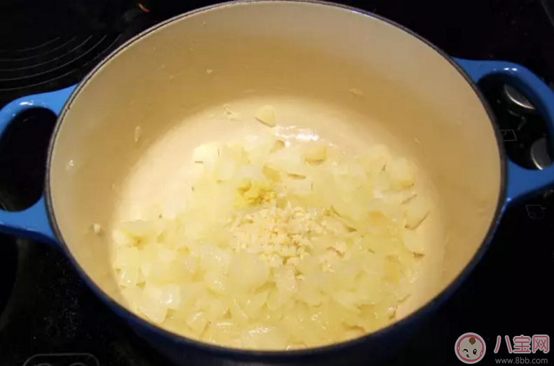 補(bǔ)充葉酸又能預(yù)防孕期便秘 干了這碗橙香胡蘿卜濃湯