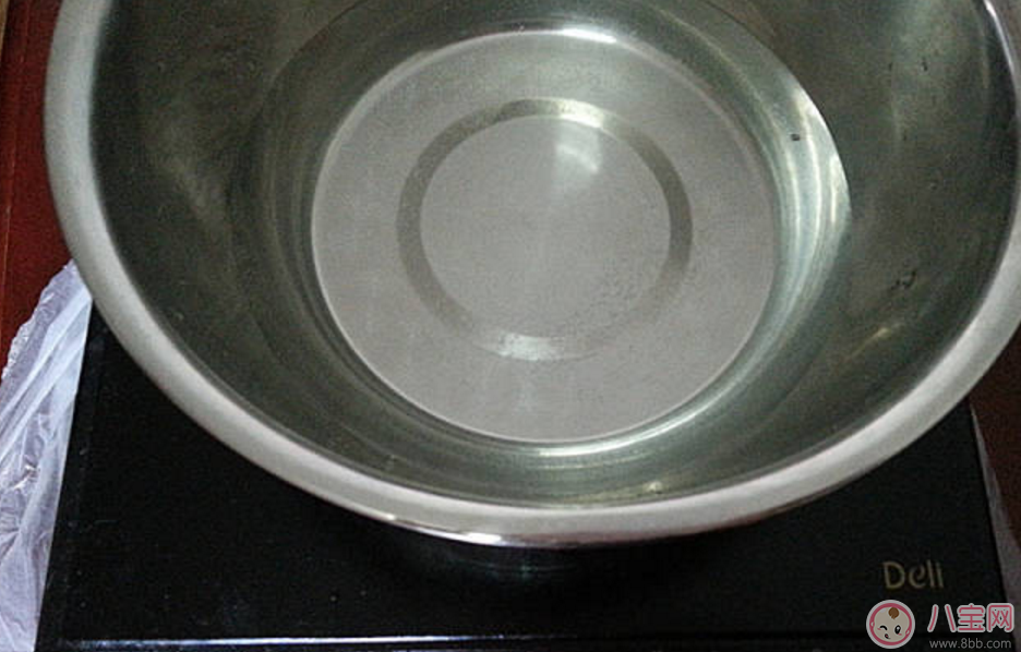 秋燥降火自制椰汁木瓜西米露 媽媽寶寶都愛(ài)吃！