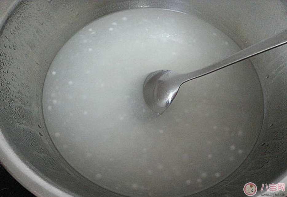 秋燥降火自制椰汁木瓜西米露 媽媽寶寶都愛(ài)吃！