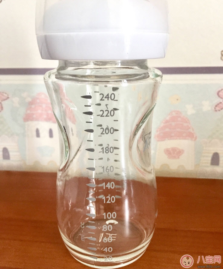 新安怡玻璃奶瓶和comotomo硅膠奶瓶哪種好 新安怡可么多么奶瓶對比