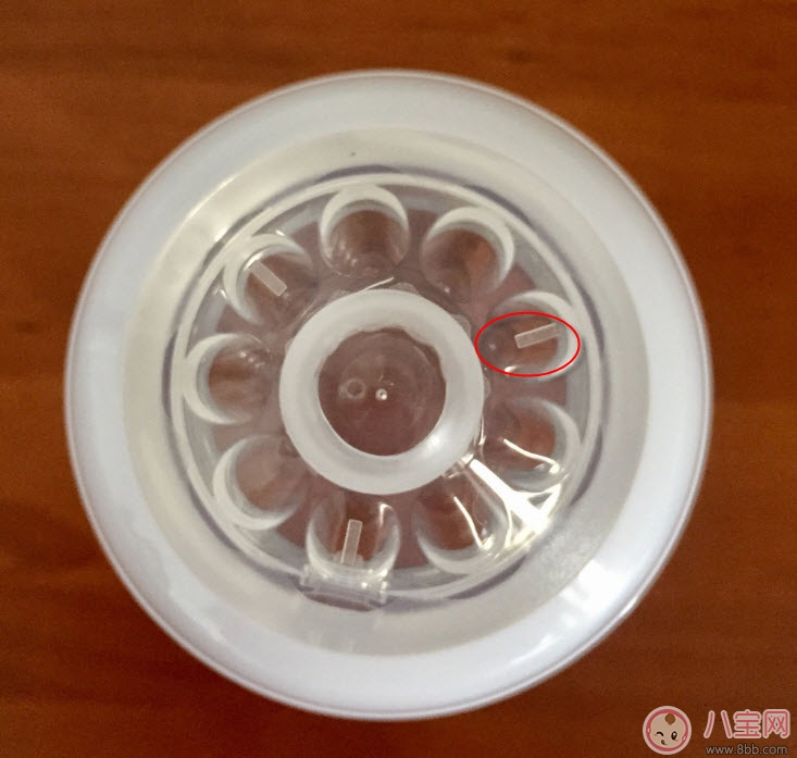 新安怡玻璃奶瓶和comotomo硅膠奶瓶哪種好 新安怡可么多么奶瓶對比