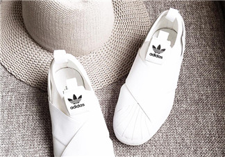 秋季寶寶如何成為潮童 只差一雙小白鞋