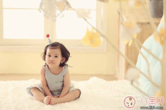 小包總楊爍女兒小湯圓照片 楊爍女兒哪年出生的(小湯圓多大了)