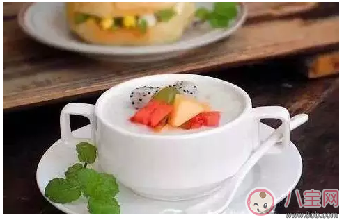 去學(xué)校的時間太短來不及吃早餐 孩子快手早餐