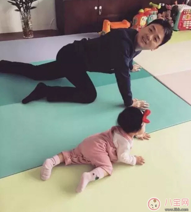 章澤天女兒多大了 奶茶妹妹章澤天有幾個孩子