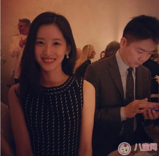 章澤天女兒多大了 奶茶妹妹章澤天有幾個孩子