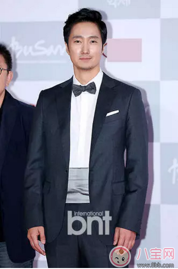 裴勇俊“三年抱倆”！韓劇長(zhǎng)腿歐巴都生二寶啦！