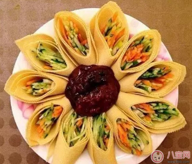 孕初期可以吃涼菜嗎 孕婦可以吃外面賣的涼拌菜嗎