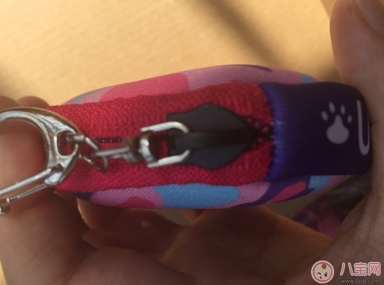 上學(xué)小書包用哪款好 uek幼兒園寶寶書包測(cè)評(píng)