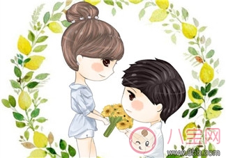 七夕送女朋友什么禮物好?200塊以內(nèi)，在線等，挺急的!