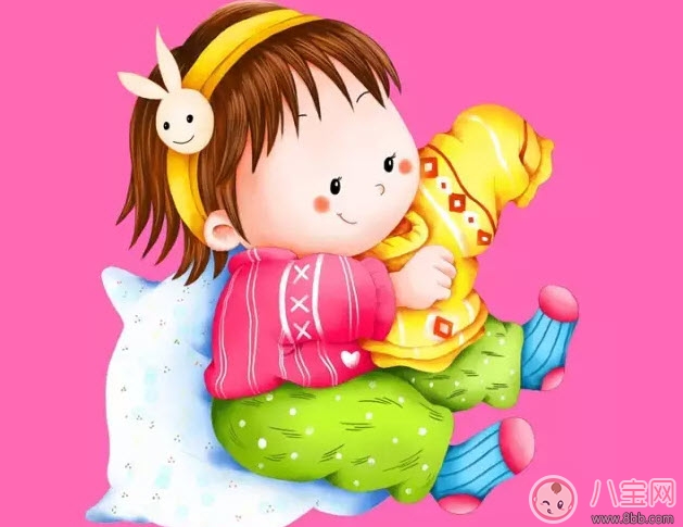 初秋需要給寶寶穿上一件肚兜嗎 初秋新生兒寶寶穿什么好