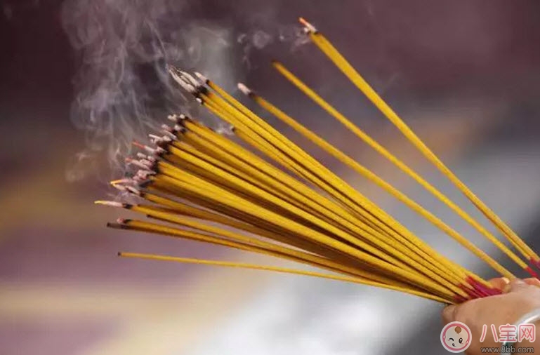 孕婦能去寺廟拜佛燒香嗎 孕婦拜佛燒香要注意什么