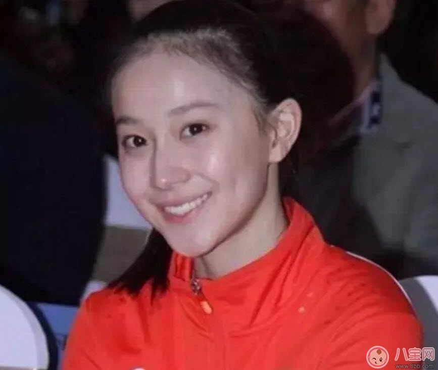 張豆豆為什么21歲就退役 張豆豆挺胸照照片【多圖】