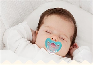 寶寶出牙專屬奶嘴 悠樂寶安撫奶嘴試用測評(píng)