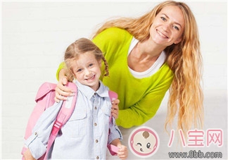 開學(xué)季書包如何挑選  雙肩包VS拉桿包？