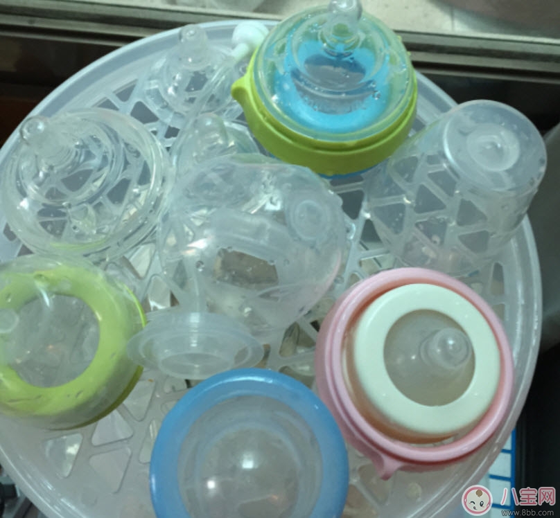 小白熊奶瓶消毒器怎么樣 小白熊嬰兒奶瓶消毒器好用嗎。