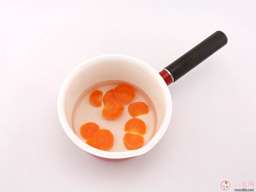 秋季寶寶飲食推薦 胡蘿卜營(yíng)養(yǎng)又美味 秋季寶寶飲食推薦 胡蘿卜營(yíng)養(yǎng)又美味