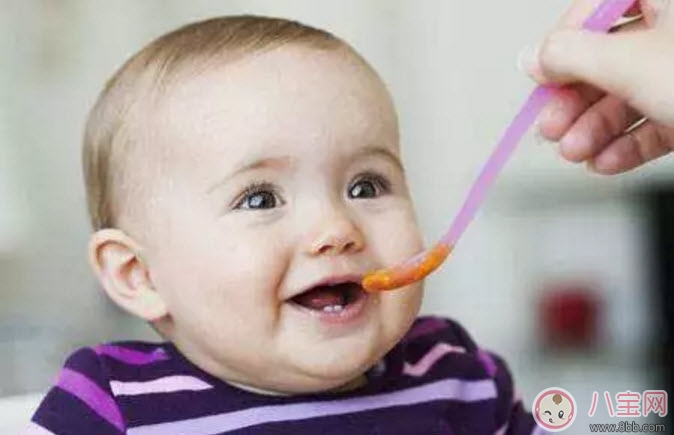 寶寶輔食里要不要放油 寶寶多大可以吃油