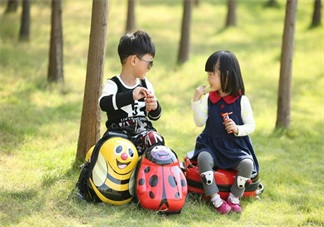 這樣選擇孩子的文具才會(huì)對(duì)孩子好 開(kāi)學(xué)孩子文具選擇方法