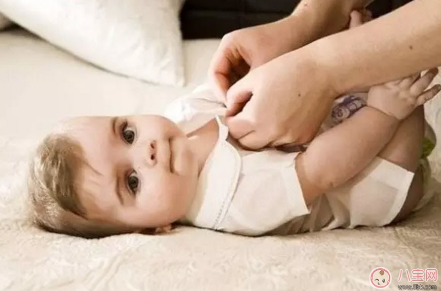 寶寶立秋之后穿什么衣服合適 寶寶秋凍應(yīng)該怎么穿衣服