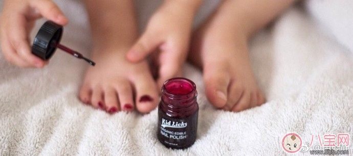 愛(ài)美也要健康的來(lái) 米粒媽伊能靜推薦指甲油Kid Licks