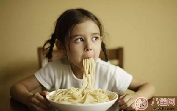 寶寶多大可以吃面條 寶寶面條如何挑選(寶寶吃面條注意事項) 寶寶多大可以吃面條 寶寶面條如何挑選(寶寶吃面條注意事項)