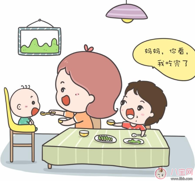 寶寶吃飯追著喂 錯過獨(dú)立喂飯機(jī)會只能這樣