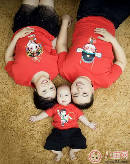 懷二胎會(huì)和頭胎的感覺(jué)一樣嗎 懷二胎的癥狀有哪些