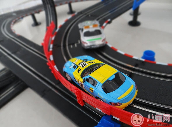 小男孩玩具車哪個牌子好 agm音速風暴兒童路軌賽車玩具測評 小男孩玩具車哪個牌子好 agm音速風暴兒童路軌賽車玩具測評