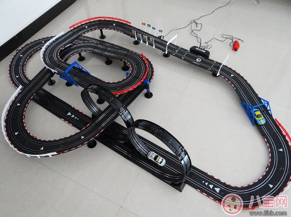 小男孩玩具車哪個牌子好 agm音速風暴兒童路軌賽車玩具測評 小男孩玩具車哪個牌子好 agm音速風暴兒童路軌賽車玩具測評