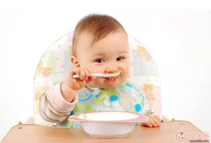 輔食每天什么時候吃 寶寶輔食如何安排 輔食每天什么時候吃 寶寶輔食如何安排