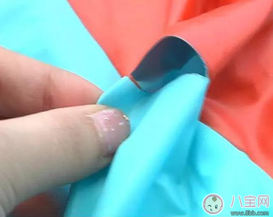 游泳圈不是救命圈 游泳圈安全隱患大