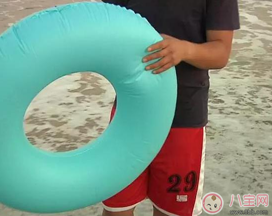 游泳圈不是救命圈 游泳圈安全隱患大