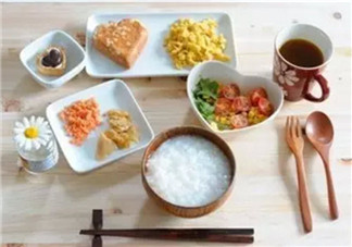 寶寶必須每天吃早餐嗎 好吃的營養(yǎng)早餐輔食