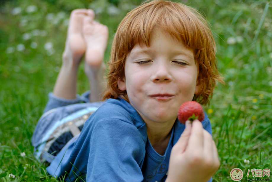 都說(shuō)孩子不能吃鹽 什么時(shí)候孩子吃調(diào)料比較好