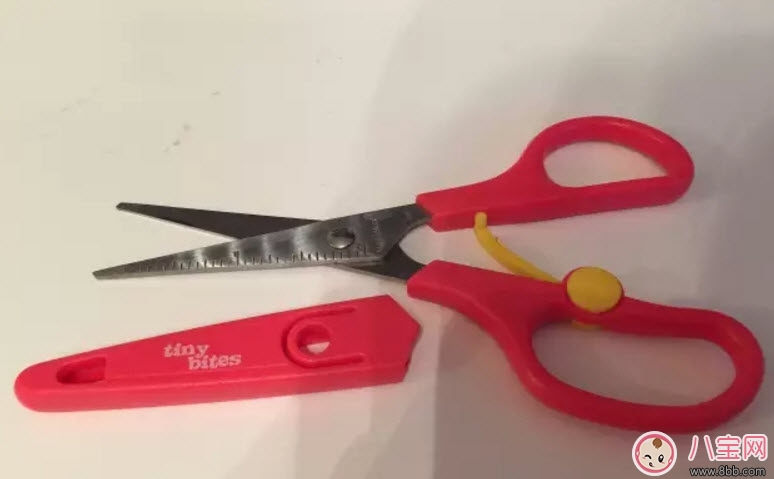 寶寶輔食剪刀什么牌子好 測評小綠芽 Gino Richell Tinybites