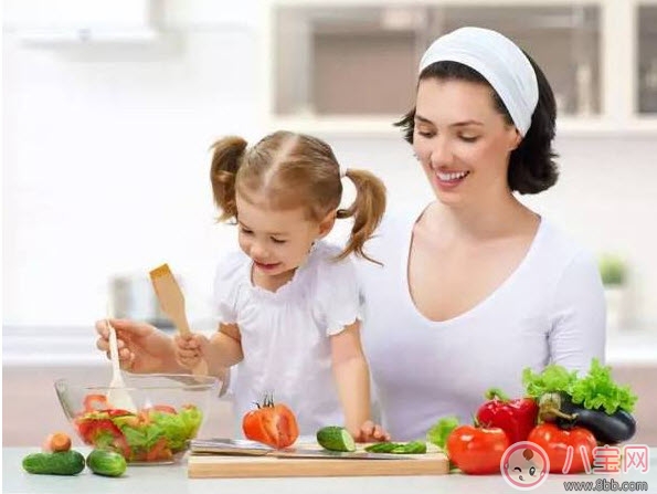 寶寶不愛吃青菜怎么辦 寶寶青菜粥的做法(吃一口愛上青菜)