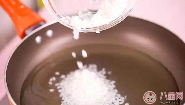 寶寶不愛吃青菜怎么辦 寶寶青菜粥的做法(吃一口愛上青菜)