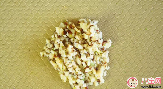 寶寶不喜歡吃白粥 來份香菇玉米雞茸粥