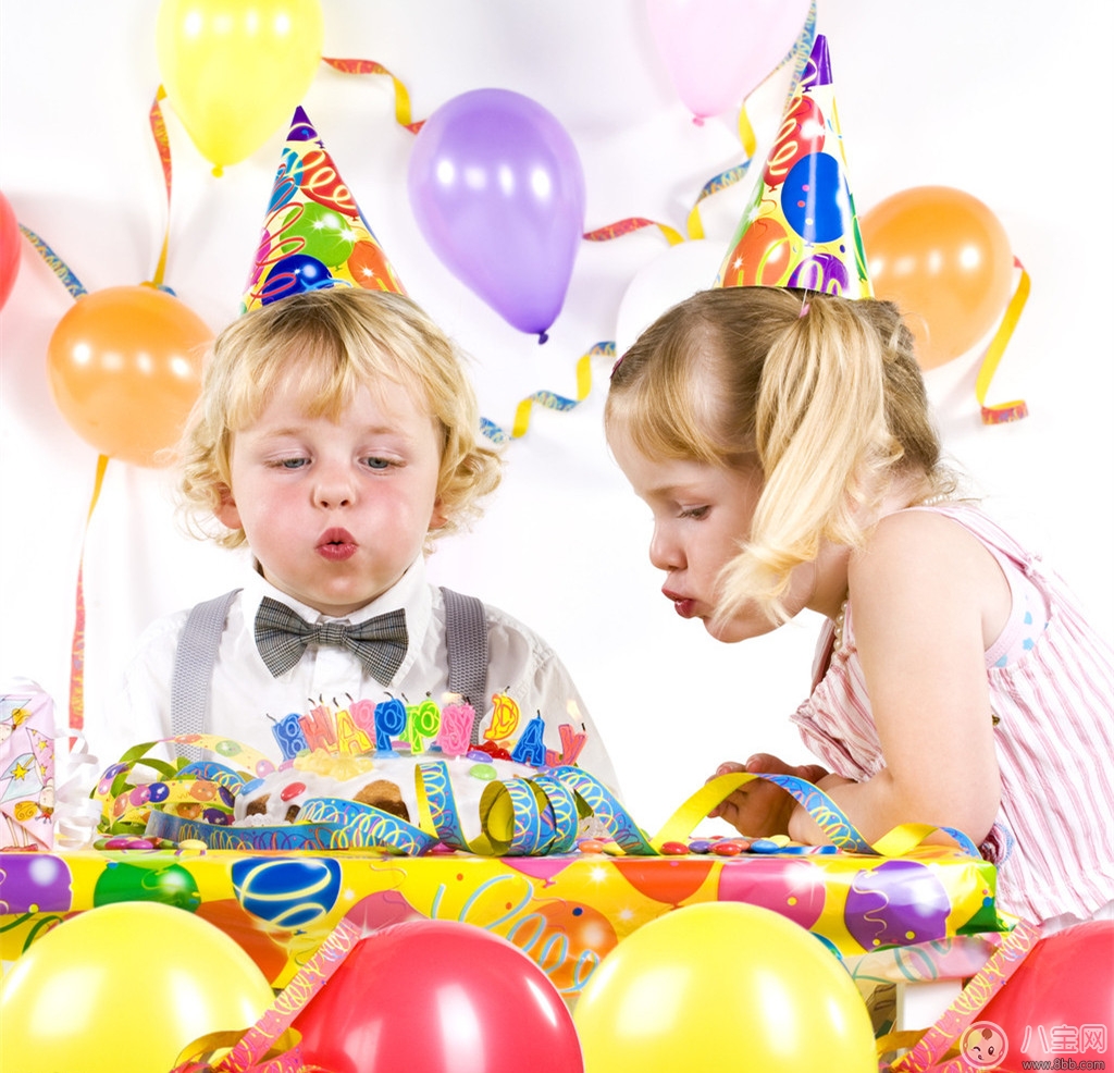 如何訓(xùn)練寶寶嗅覺、味覺發(fā)育 訓(xùn)練有哪些注意事項