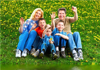 國慶節(jié)帶寶寶旅行應(yīng)該穿什么衣服？旅行物品需哎喲準(zhǔn)備哪些？