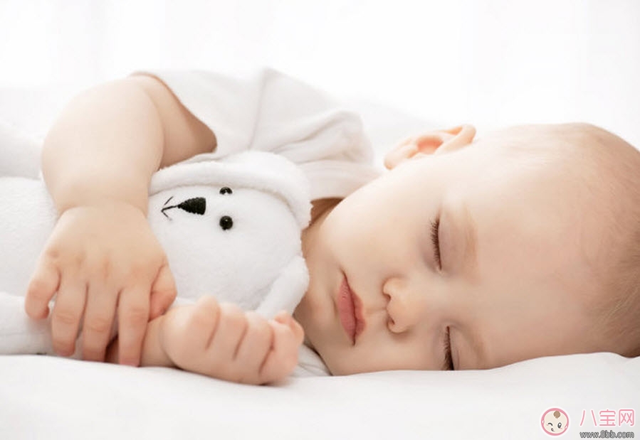 寶寶夜奶要吃多少 寶寶奶睡怎么改